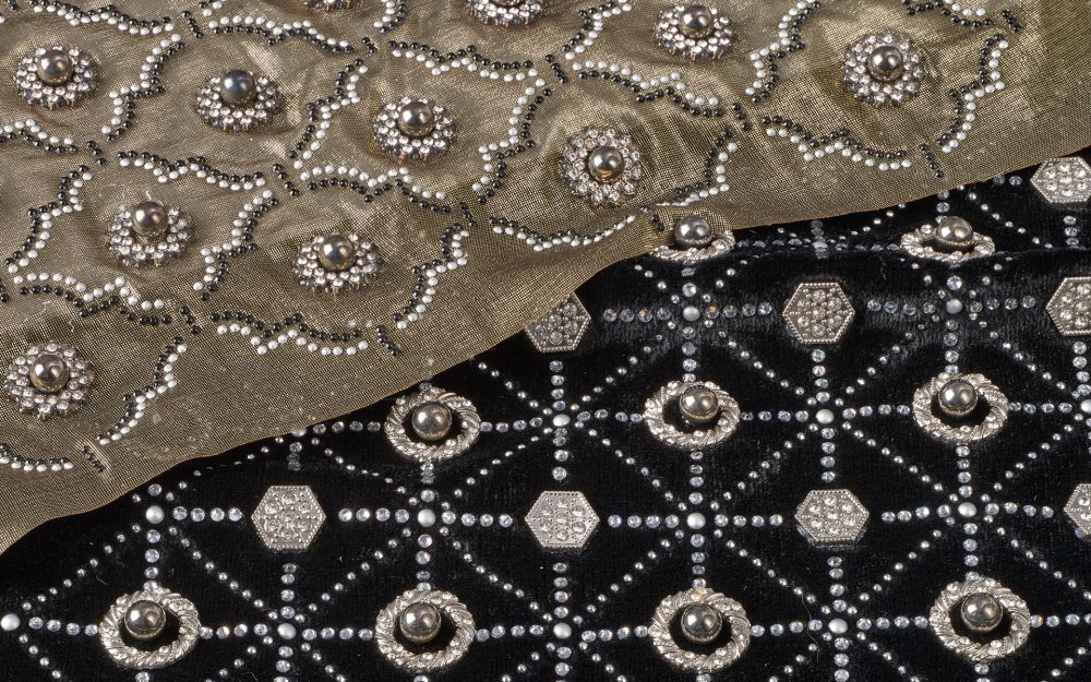 Pattern geometrico strass e borchie